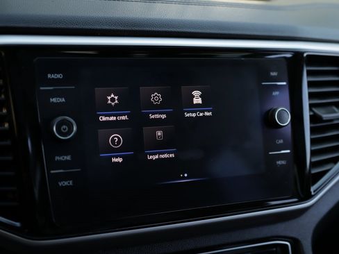 Used 2022 Volkswagen Atlas SEL Premium image 14