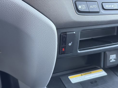 Used 2023 Honda Ridgeline RTL-E image 32