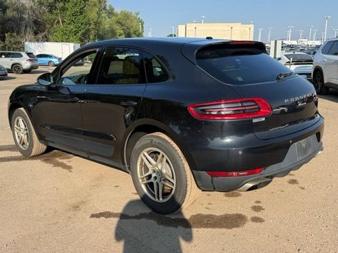 Used 2018 Porsche Macan AWD/4WD image 3