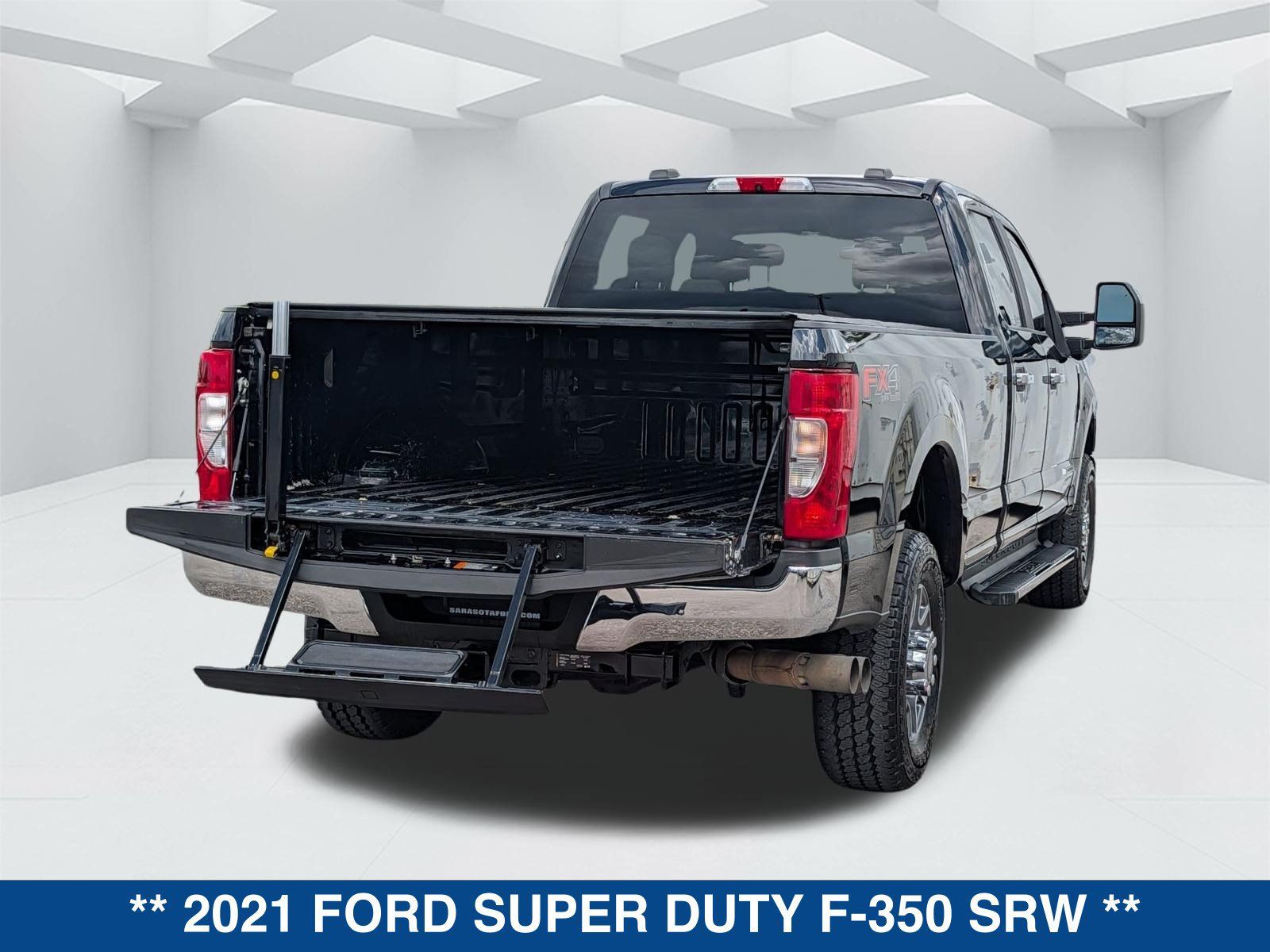 Used 2021 Ford F350 XL w/ STX Appearance Package AWD/4WD image 14