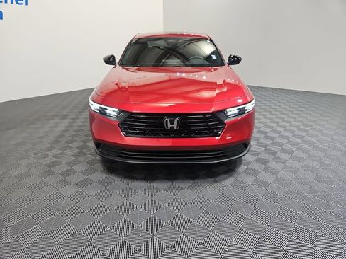 Certified 2025 Honda Accord Sport image 9