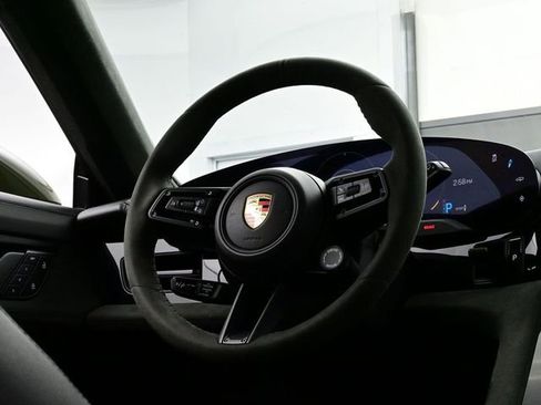 Certified 2023 Porsche Taycan GTS image 21