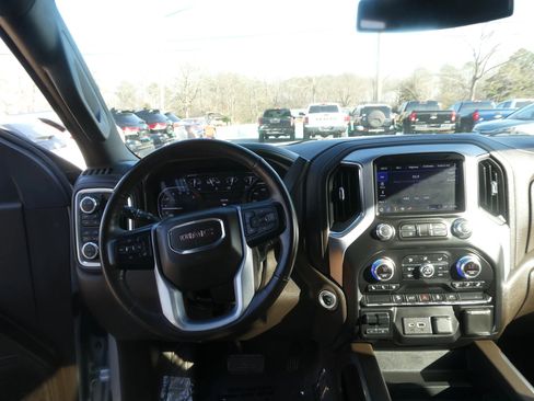 Used 2022 GMC Sierra 1500 SLT w/ SLT Convenience Package image 13