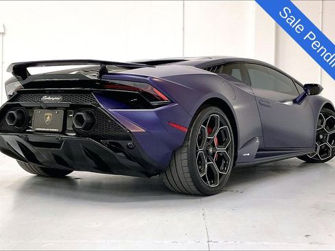 Used 2024 Lamborghini Huracan Tecnica RWD image 4