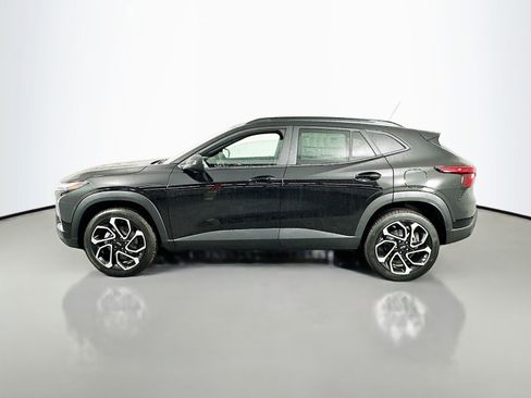 New 2026 Chevrolet Trax RS image 4