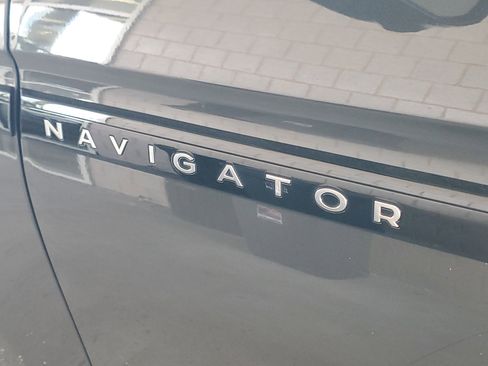 New 2026 Lincoln Navigator Black Label AWD/4WD image 7