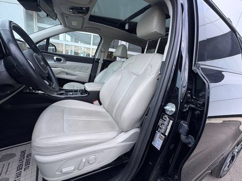 Used 2022 Kia Sorento SX FWD image 12