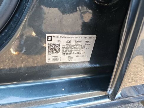 Used 2018 Chevrolet Silverado 1500 LT w/ All Star Edition image 29