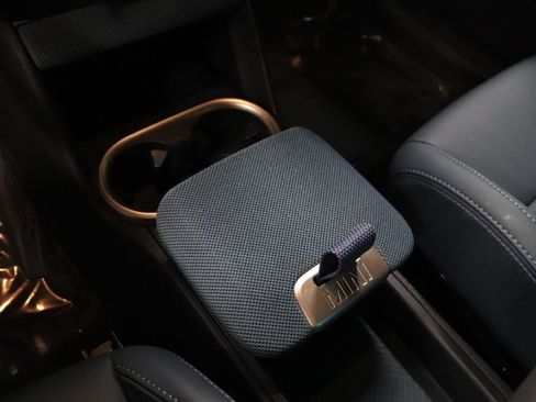 Used 2025 MINI Cooper Countryman S w/ Comfort Package Max image 31