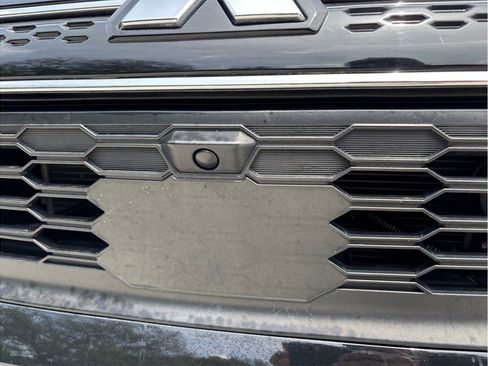 Used 2022 Mitsubishi Outlander ES image 13