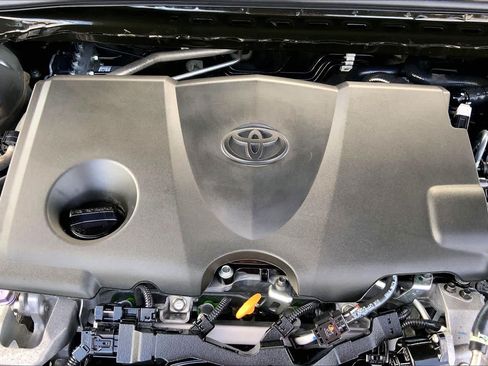 Used 2023 Toyota Camry LE FWD image 32