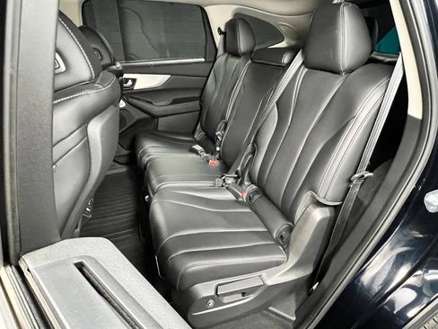 Used 2025 Acura MDX SH-AWD w/ Technology Package image 14