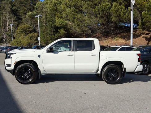 New 2026 Nissan Frontier SV w/ Tow Package image 8