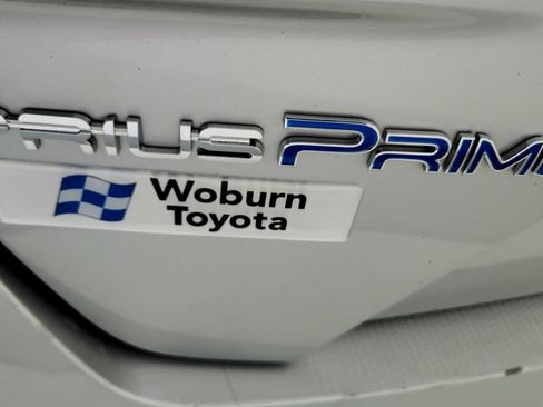 Certified 2018 Toyota Prius Prime Premium FWD image 14