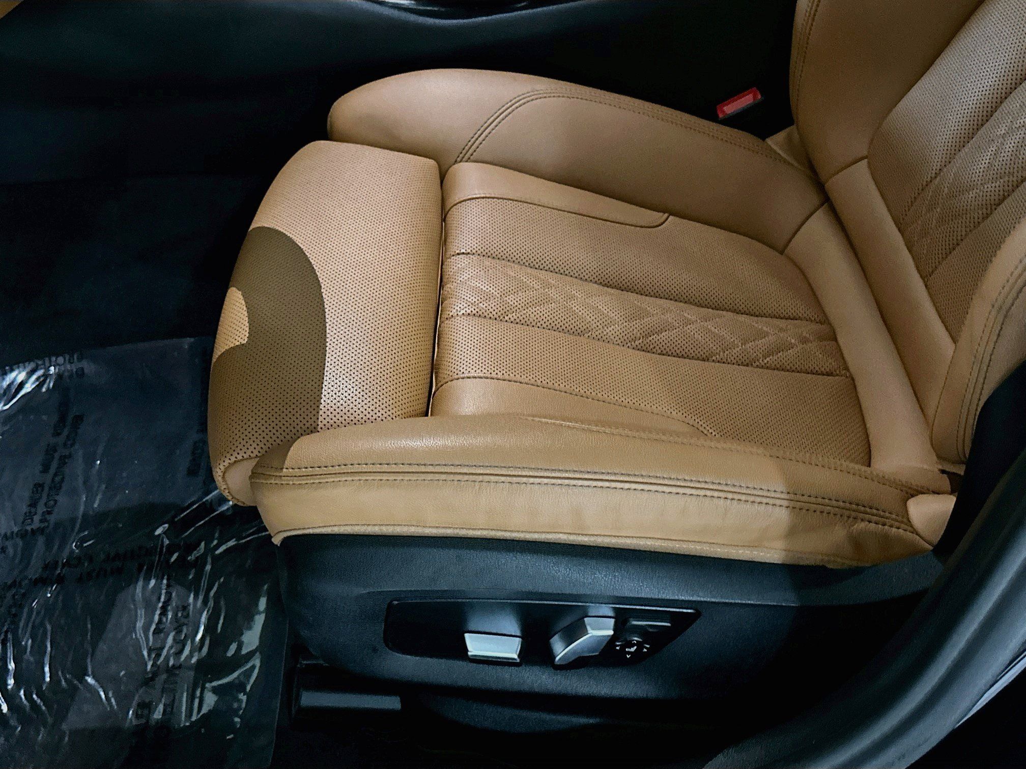 Used 2022 BMW 540i w/ Convenience Package RWD image 19