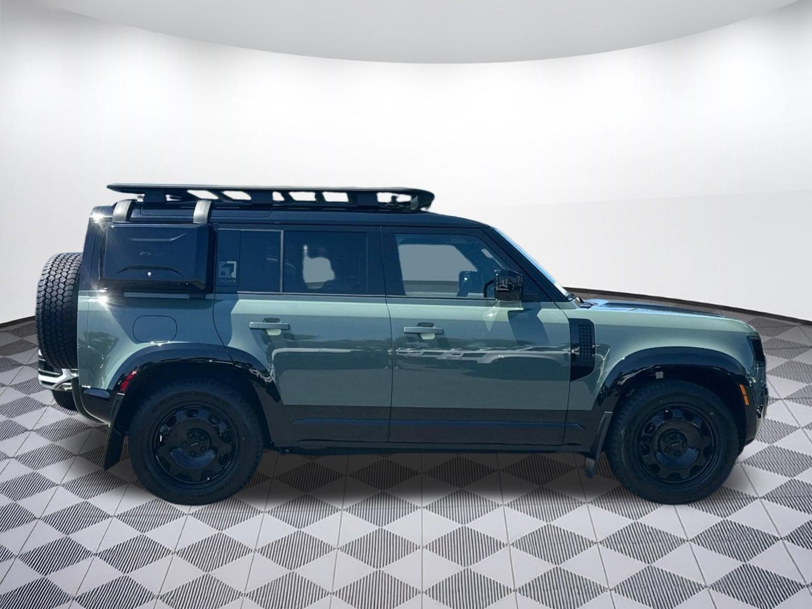 New 2026 Land Rover Defender 110 Trophy Edition AWD/4WD image 8