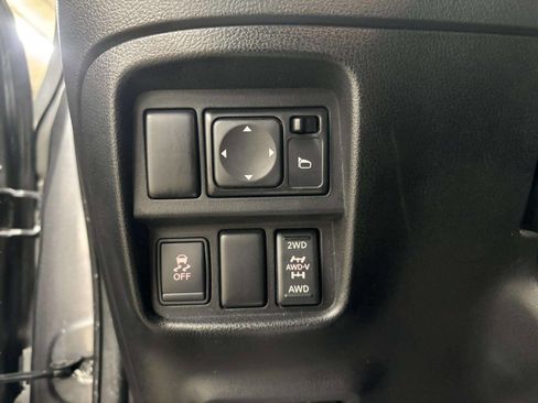 Used 2013 Nissan Juke SL image 37