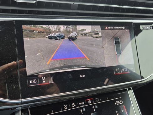New 2026 Audi Q7 3.0T Premium Plus AWD/4WD image 22