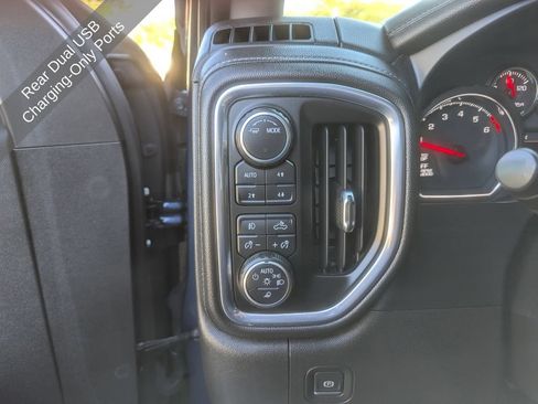 Used 2021 Chevrolet Silverado 1500 LTZ w/ Z71 Off-Road Package AWD/4WD image 18