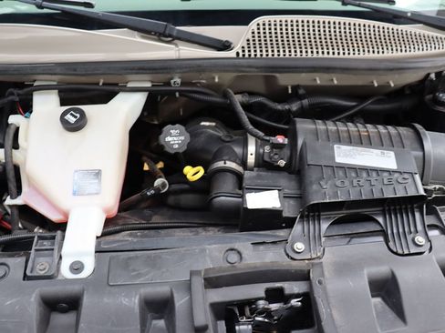 Used 2020 GMC Savana 2500 Extended w/ Enhanced Convenience Package image 64