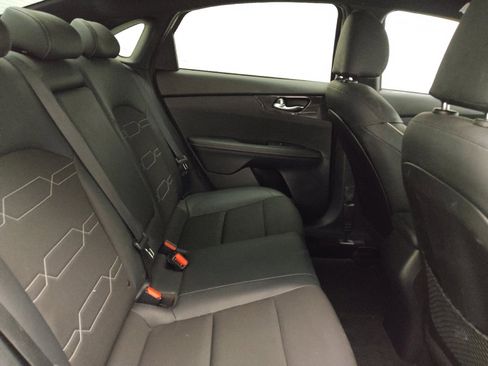 Used 2021 Kia Forte GT-Line image 19