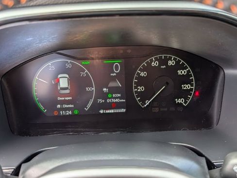 Used 2025 Honda CR-V Sport-L image 18