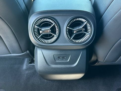 Used 2024 Chevrolet Blazer EV LT AWD/4WD image 31