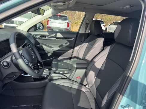 New 2026 Kia Seltos SX image 9