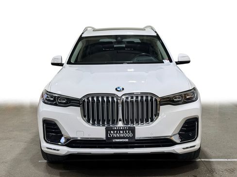 Used 2021 BMW X7 xDrive40i w/ Premium Package image 2