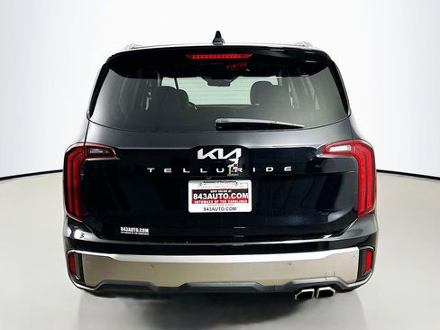 Used 2025 Kia Telluride S image 6