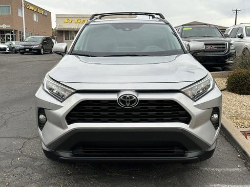 Used 2020 Toyota RAV4 XLE image 8