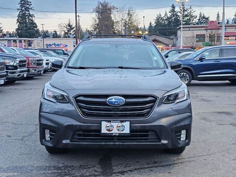 Used 2020 Subaru Outback Onyx Edition XT w/ Tech Package 2 image 2