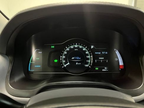 Used 2018 Hyundai Ioniq Limited FWD image 24