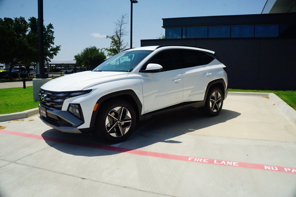 New 2026 Hyundai Tucson SEL Plus FWD image 4