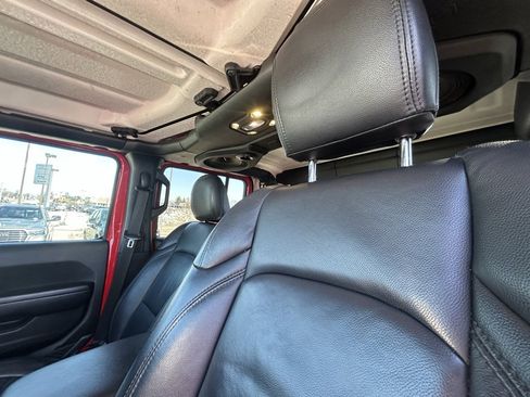 Used 2020 Jeep Gladiator Sport w/ Quick Order Package 24S image 13