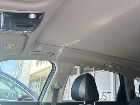 Used 2024 Kia Sorento SX image 12