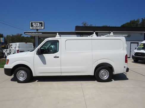 Used 2020 Nissan NV 2500 S image 12