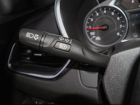 Used 2024 Chevrolet Equinox LT FWD image 20