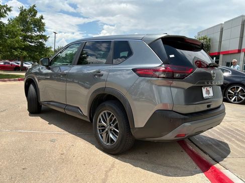 Used 2023 Nissan Rogue S FWD image 8