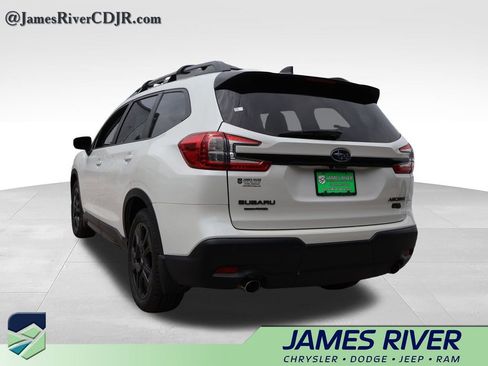 Used 2023 Subaru Ascent Onyx Edition AWD/4WD image 3