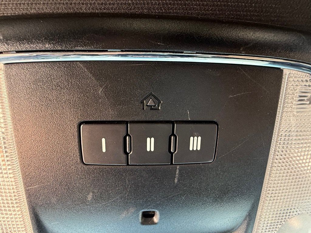 Used 2018 Dodge Durango R/T RWD image 15