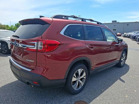 Certified 2023 Subaru Ascent Premium w/ Convenience Package AWD/4WD image 4