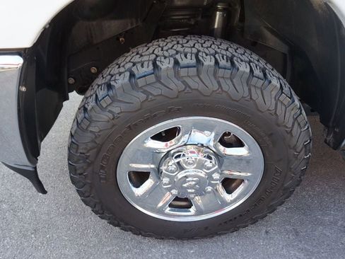 Used 2019 RAM 2500 Big Horn image 13