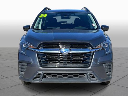 Used 2024 Subaru Ascent Premium w/ Convenience Package image 4