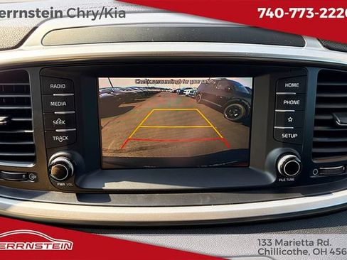 Used 2020 Kia Sorento S AWD/4WD image 19