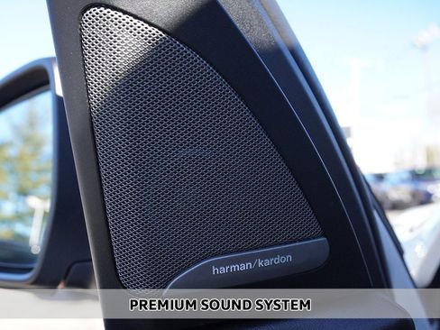 Used 2023 BMW X7 xDrive40i w/ Executive Package image 5