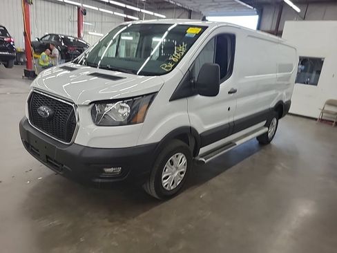 Used 2025 Ford Transit 250 Low Roof w/ Exterior Upgrade Package RWD image 12