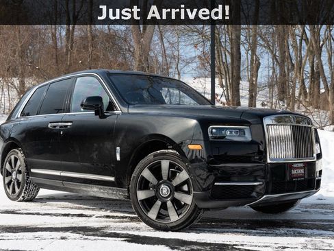 Used 2019 Rolls-Royce Cullinan image 1