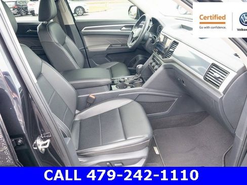 Certified 2022 Volkswagen Atlas SEL R-Line image 39