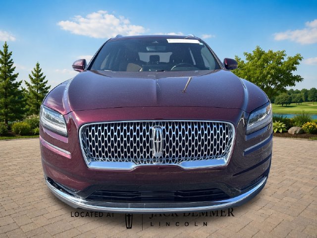 Used 2023 Lincoln Nautilus Reserve AWD/4WD image 11